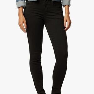 Levi signature pull on